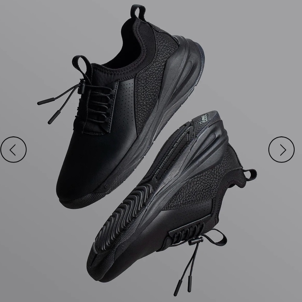 Clove Women’s Classic Shoe